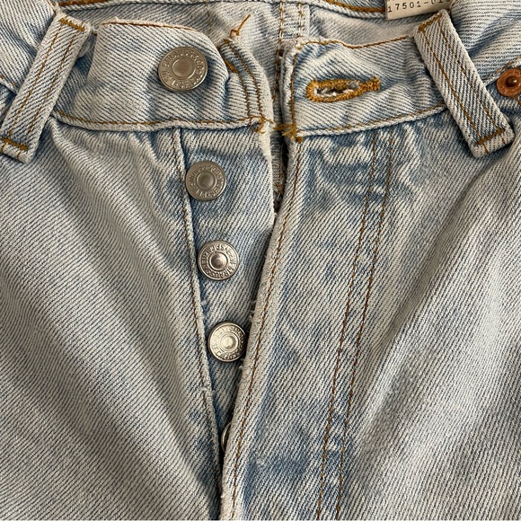 Levi’s Distressed Juniors Jeans #133 9M - Picture 3 of 9
